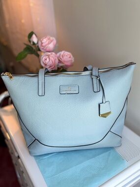 London Fog Light Blue Leather Tote with Gold Hardware